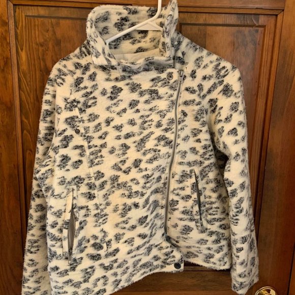 Cupcakes and Cashmere Jacket - Picture 1 of 2